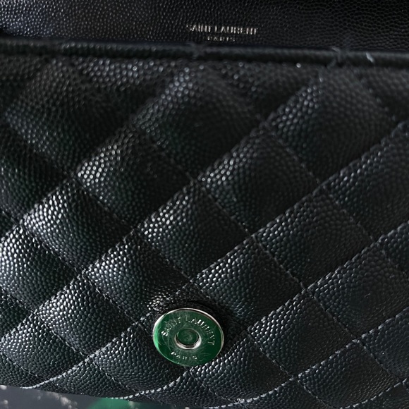SAINT LAURENT SMALL ENVELOPE IN QUILTED GRAIN DE POUDRE EMBOSSED LEATHER - Picture 8 of 12